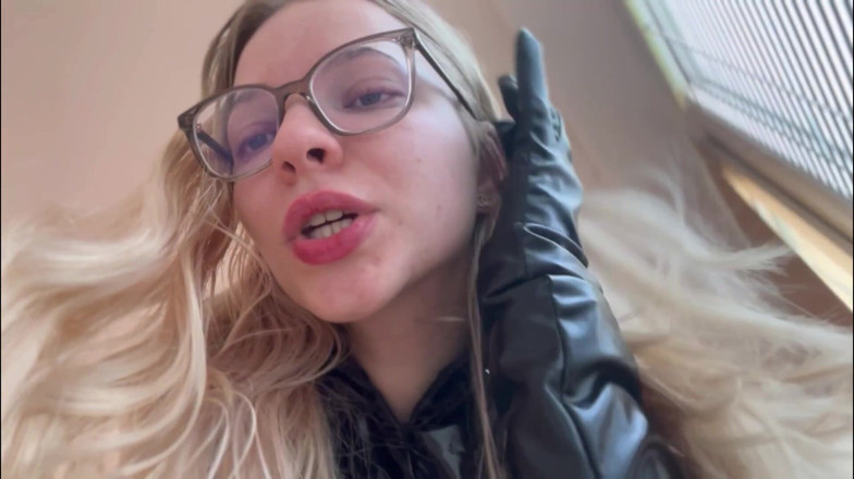 Goddess_Bella_Rae: Kadın egemenliği tanrıçası seni kölesi olarak iddia ediyor - asmr