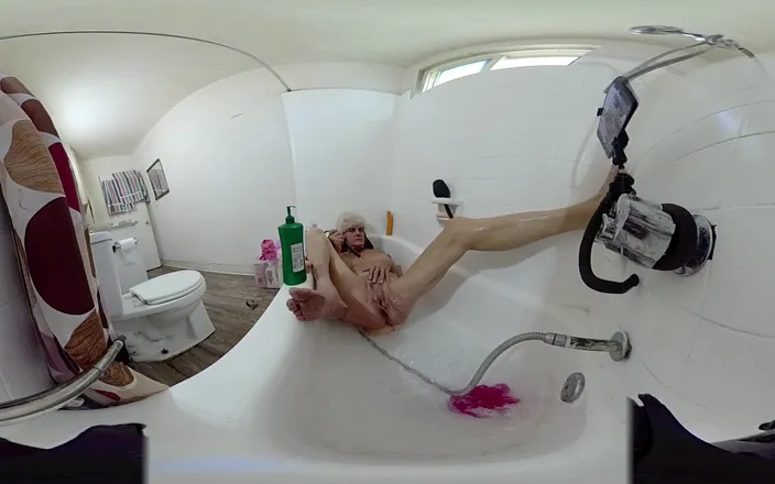 Lizzy Yum: Lizzy Yum VR June 2025 Masturbation Dilating Bathing Edging Amateur, Big...