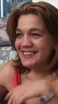 Bruneta este futută de două pule tare