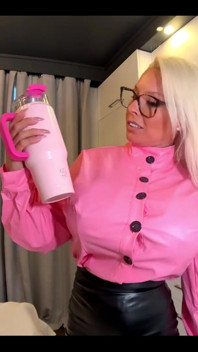 Water Makes My Breast Inflate!