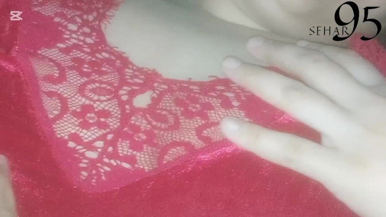 sehar95: Крупним планом у червоній білизні