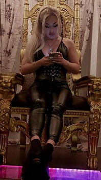 Sheela Sinner Laarzen Vuil En Slave Tongue