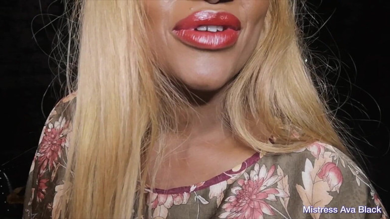 Mistress Ava Black: Seu segredo de luvas de couro