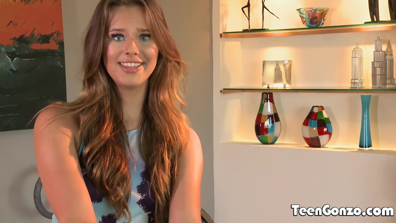 Gonzo Living: Teengonzo - Jillian Janson krijgt een kleverige lading in het gezicht