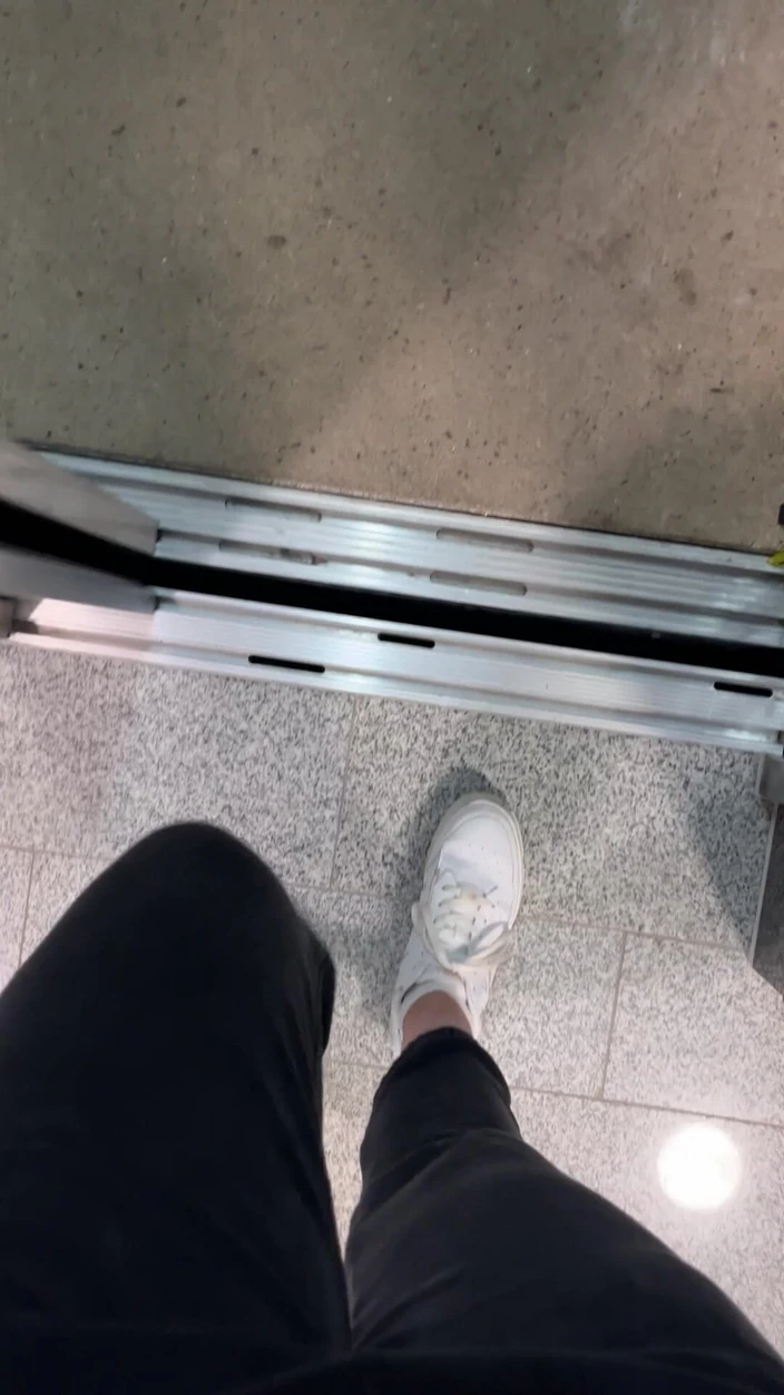 Feet: Walking in Sports Shoes