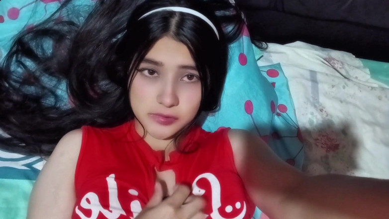 Yulieth Gomez: Aktorka porno wykonuje rozmowę wideo z fanem z Kolumbii
