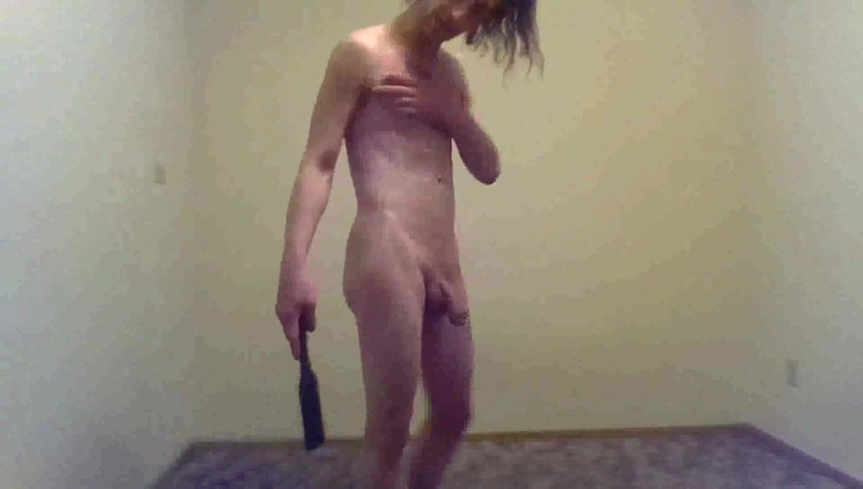 LilTaste: 150+ Paddle Strikes para Cada um dos meus peitos transgirl