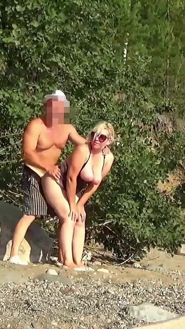 Pickup Sexy MILF on Coast (StrongSrg) Pickup Sexy MILF on Coast (StrongSrg)