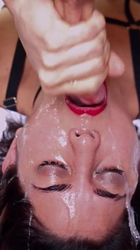 Cogida De Cara Inversa Con Mucha Saliva