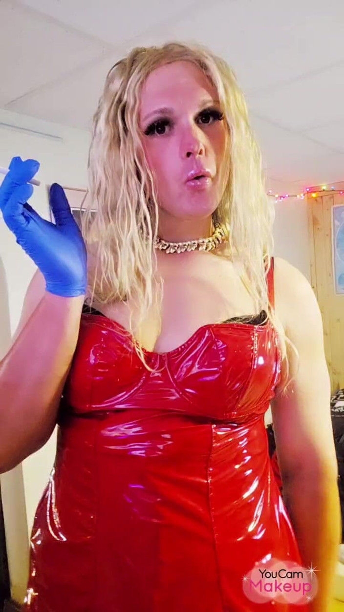 Darkfetish2k: Kylie Fetish Smoking 120's