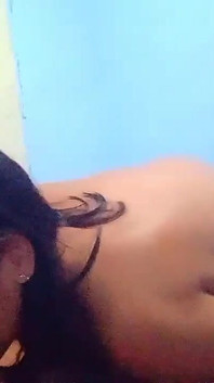 Paroháčský pár s krásnou sexy manželkou