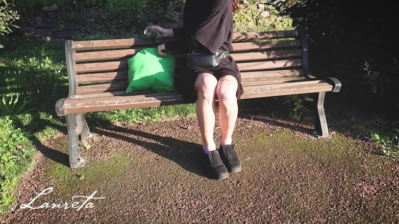 Lanreta: Džíny smáče a riskantní chcaní v parku