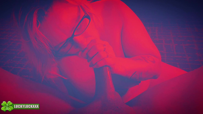 Lucky Luck XXX: Fortunata ragazza brynn - esperienza di pompino pov speciale a luce...