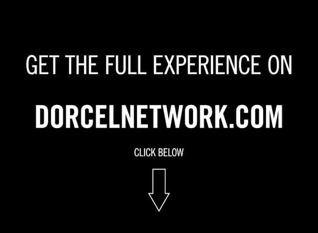 XXX-Vintage: Si semok sarah young lagi asik bersenang-senang di kantornya