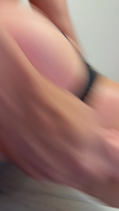 Molly pegging sissy: 見知らぬ人が私をファックする