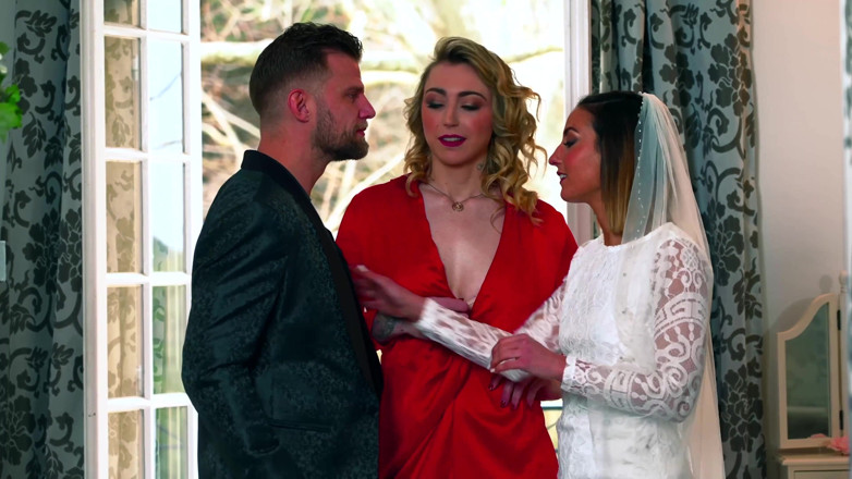 Jet sex prod: La Mariée Se Tape Le Temoin De Son Mari