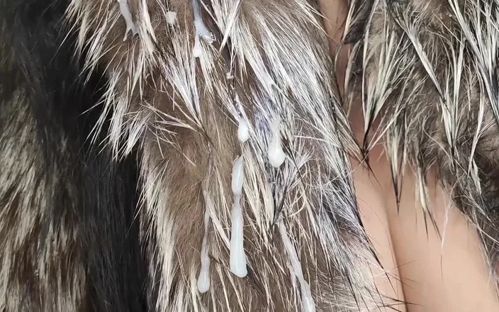 Princess18_: Wet Fur Coat, Double Cum on Fur Coat
