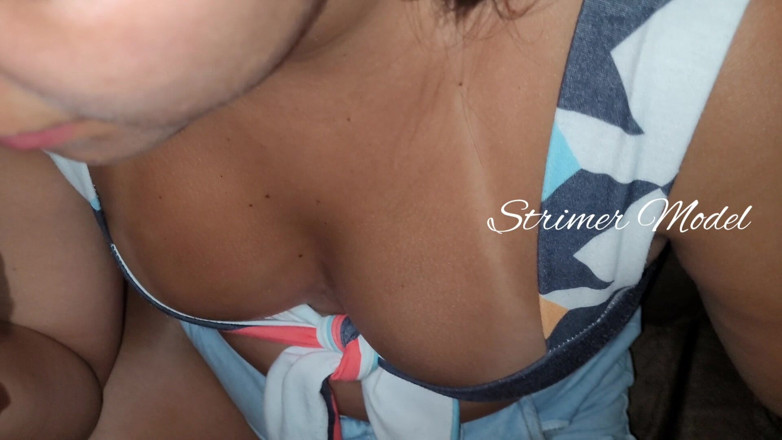 Strimermodel: Induced Sneezes na moje prsa