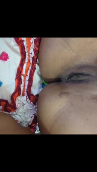 Hot Girl Shaves Her Pussy Then Lets Me Feel It