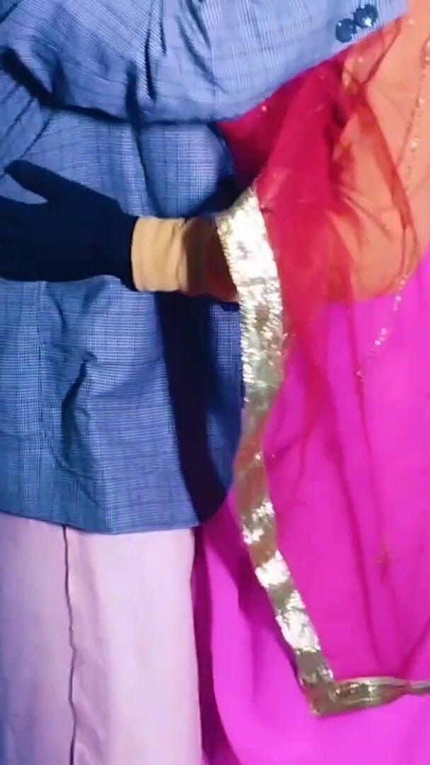 Indian-village: Vídeo viral de um affair extraconjugal da esposa expatriada