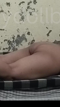 Pantat bahenol tante punjabi bhabi dientot habis-habisan