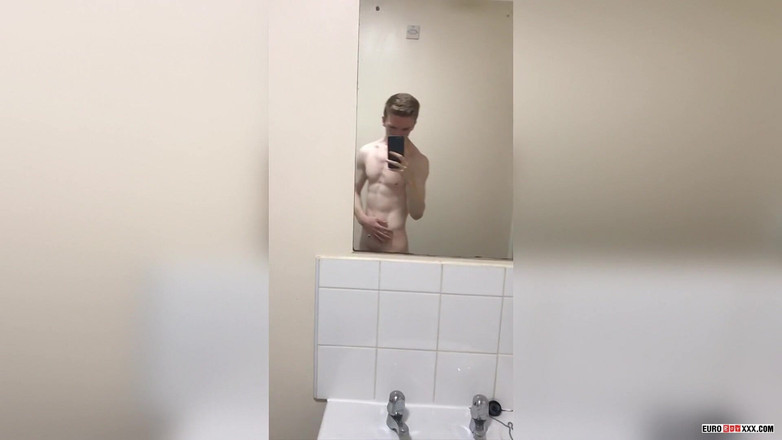 Euro boy xxx: トイレのジムのツインク