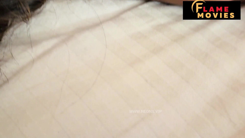 DesiHeat Studio: 집에서 하드코어 섹스가 필요한 Madhahoshi 핫한 밀프 Alon