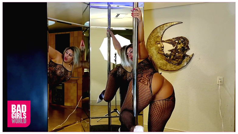 BadXGirls Magazines: Создание Soraya-блондинки, Бразильский журнал BadGirls