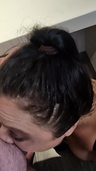 Hairy MILF Oral Games