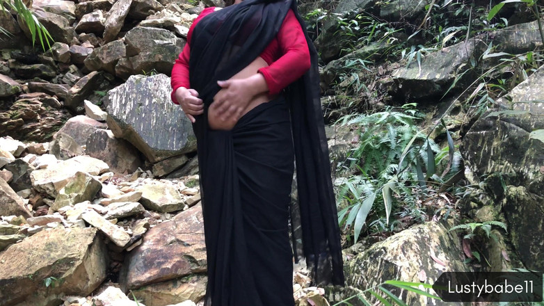 Lustybaby605: 徒步旅行和在山上啪