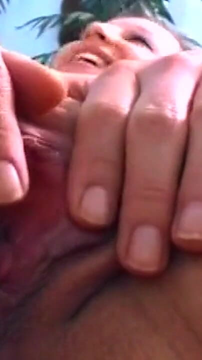 XXXEROTICONLY: Prolapso rosebud provocação - bunda da puta madura saltando pingando