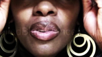 The Goddess Simone: Denim khaki ibadetinde lateks