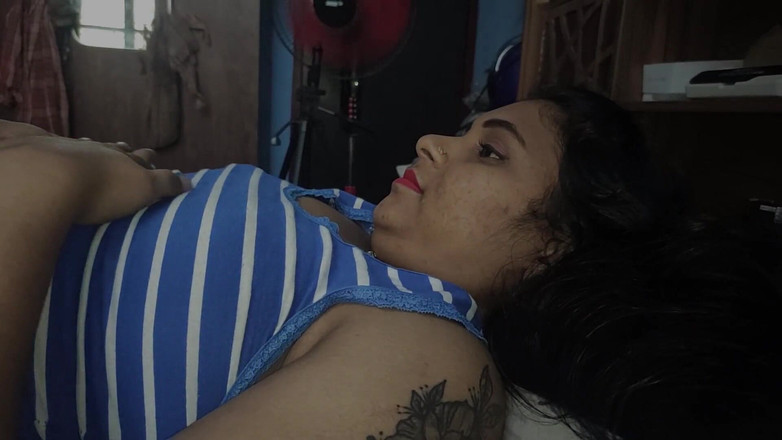 Vaigavarun45: マルカップル20分のおっぱい吸う、ヴァイシュネイビーノンストップおっぱい吸うシャルンラージ、マルカップル乳首舐め、マルおっぱい