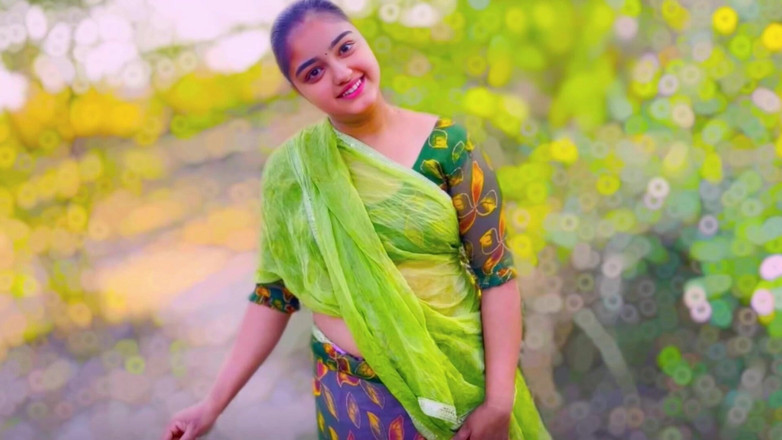 Your_aisha: Yenge devar'ını sikiyor ve sikini gördükten sonra devar jungle mms...