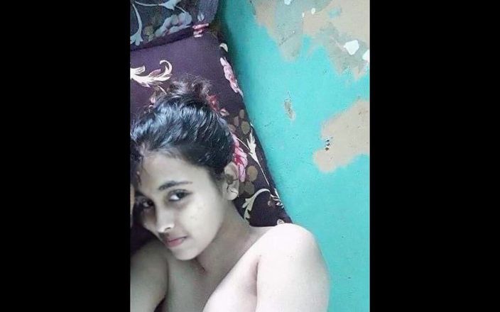 Tanushri: Desi Girl Enjoying in Hotel with Boyfriend