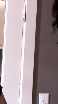 Kıllı dövmeli bebek bdsm lezbiyen hakimiyeti dört üst düzey kız