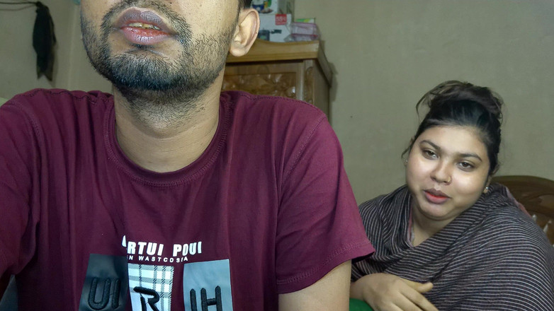 Desi Video BD: Горячий бхабхи неверный муж, юная девушка, грязный разговор
