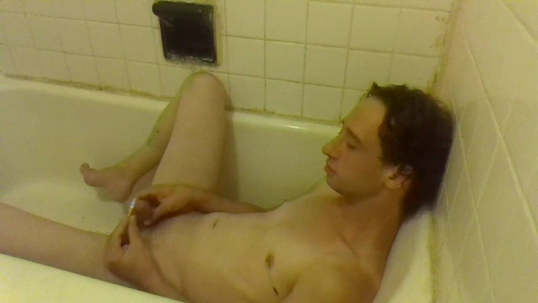 LilTaste: Trying to Pee on My Boobies