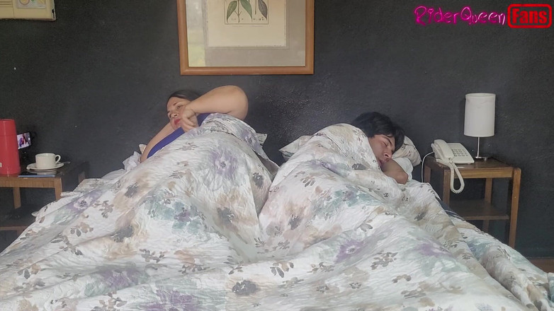 Riderqueen: Video for fans - Schlanker stiefsohn hart