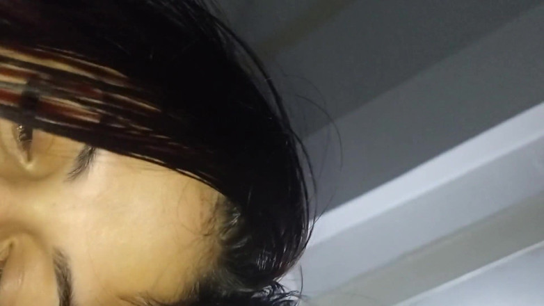 AngyAmazon: 애널 섹스에서 따먹히는 내 바람난 남편