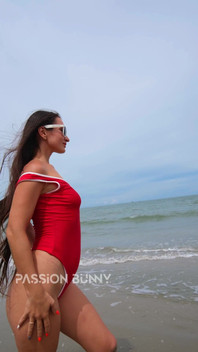 Sexy Strand Chillen Und Spaß Im Bikini #playboy?