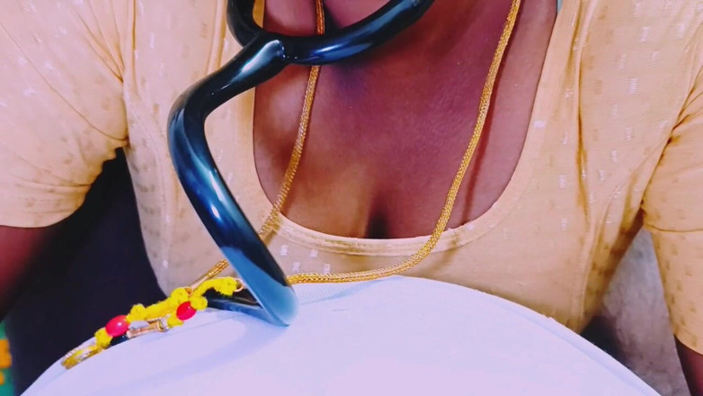 Honey lips: marij ki haardakor chudaee ke saath Villege doktar. telugu gandi...