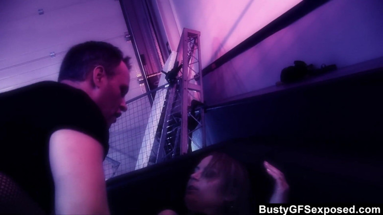 Busty GFs Exposed: BustygFsExposed - Alexis May met grote tieten neemt een stijve pik