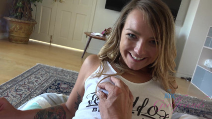 ATK Fans (Girlfriends): バーチャル手コキ/フェラチオ/足コキ with Carmen Callaway