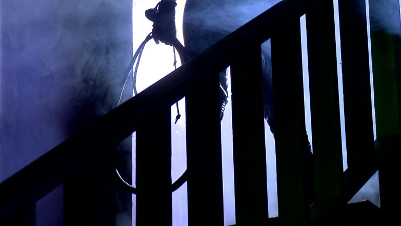 Superhero: Cat-woman Helps Joker Escape From Imprisonment and Lets Him Screw...