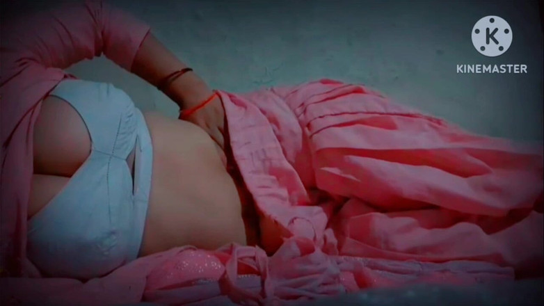 TricolorMusic3: Sexy královna Dívka Mms Video Pinky Hot Pussy Velmi vzrušená...