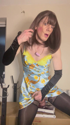 Jess Rides Dildo