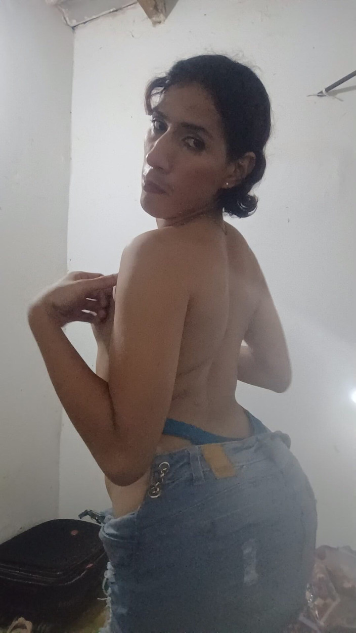 Femboy from Colombia: Menari Pagi Ini Dan Lagi Untuk Ty