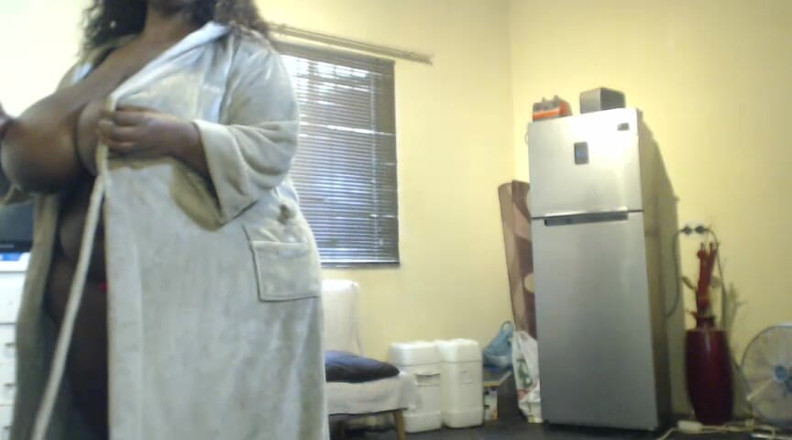 Legendary Booty Overdose: Lactação bbw pussyplay e titsplay