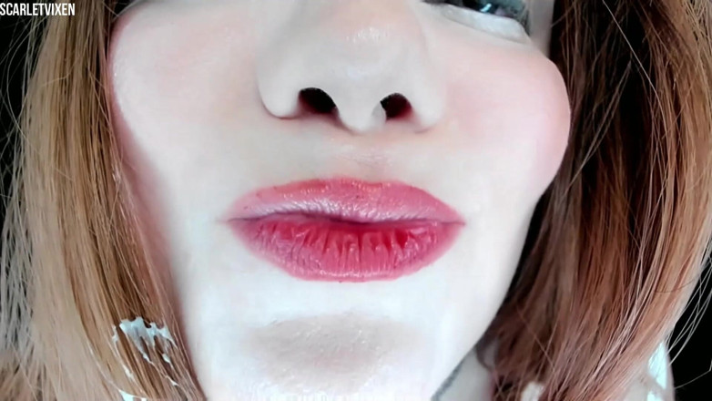 Scarlet Vixen: Girlfriend Gives You a Hot Titjob